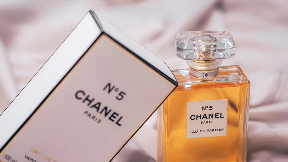 Chanel знову став брендом №1 у світі: хто увійшов до нового рейтингу модних брендів